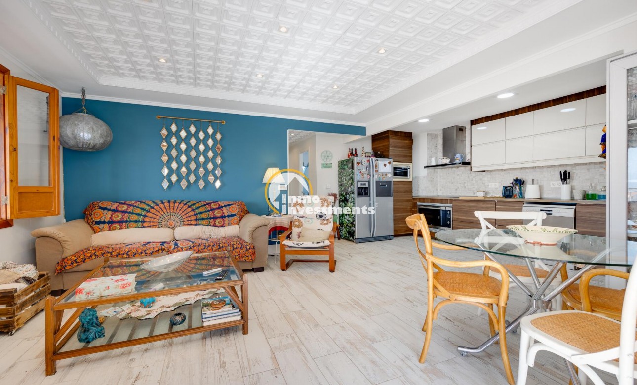 Resale - Apartment - Torrevieja - El Acequión