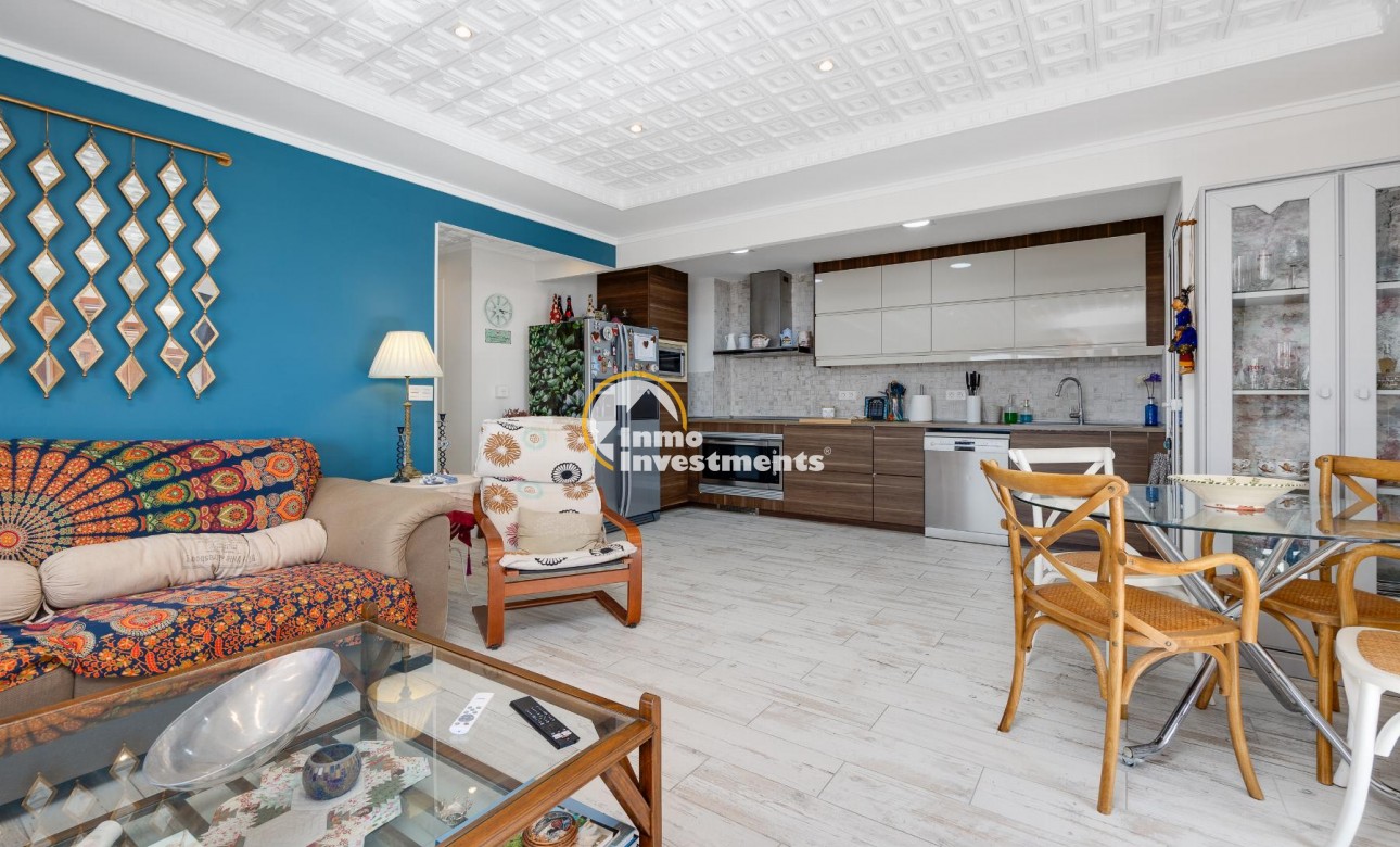 Resale - Apartment - Torrevieja - El Acequión