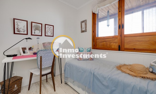 Resale - Apartment - Torrevieja - El Acequión