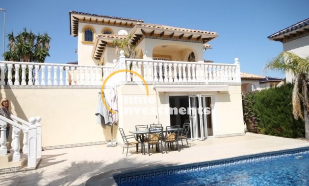 Reventa - Chalet independiente - Orihuela Costa - La Zenia