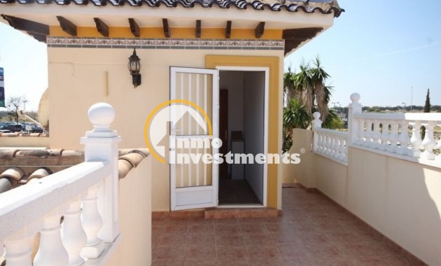 Resale - Villa - Orihuela Costa - La Zenia