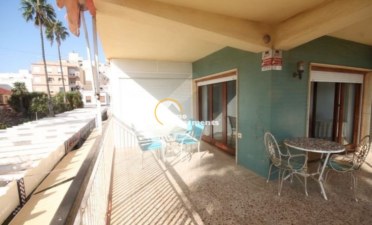 Resale - Apartment - Torrevieja - Beach