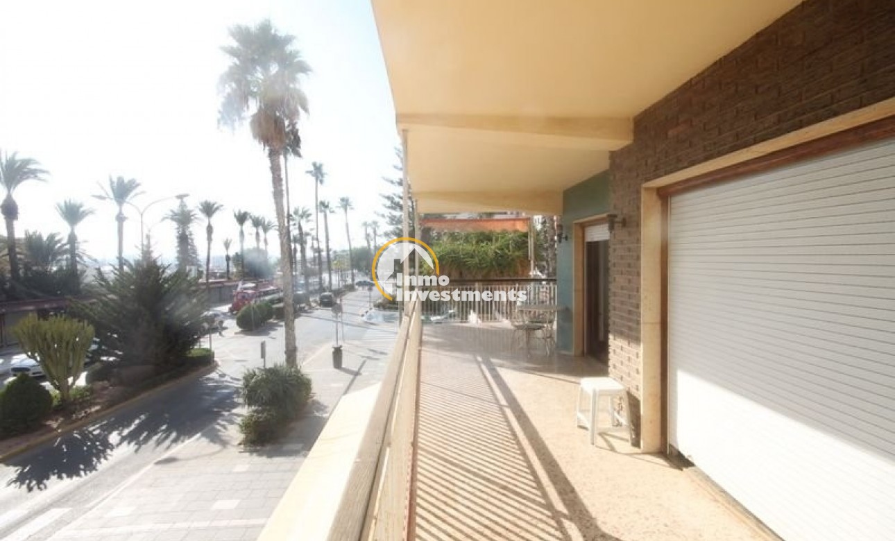 Resale - Apartment - Torrevieja - Beach