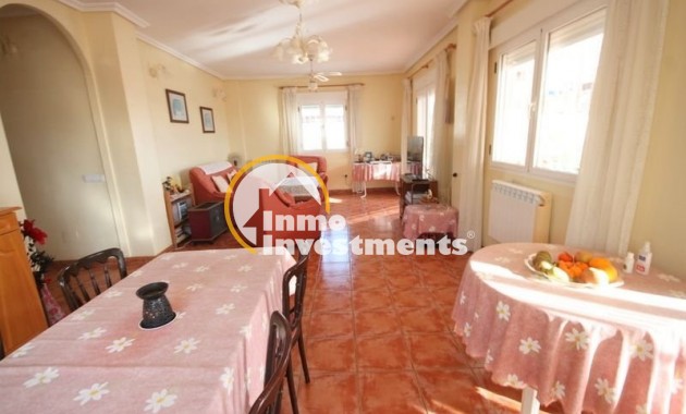 Reventa - Chalet independiente - Torrevieja - Aguas Nuevas