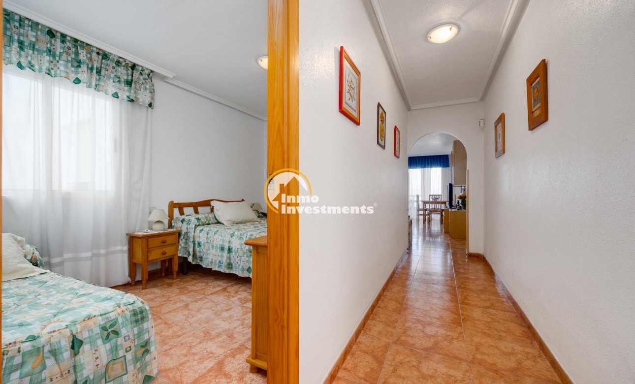 Resale - Apartment - Torrevieja - Centro