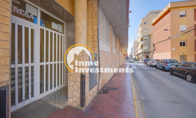 Resale - Apartment - Torrevieja - Centro