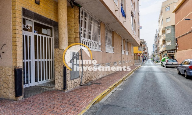 Resale - Apartment - Torrevieja - Centro