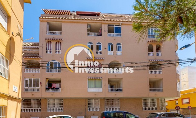 Resale - Apartment - Torrevieja - Centro