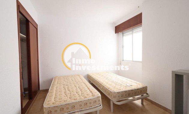 Resale - Apartment - Punta Prima - Beachside