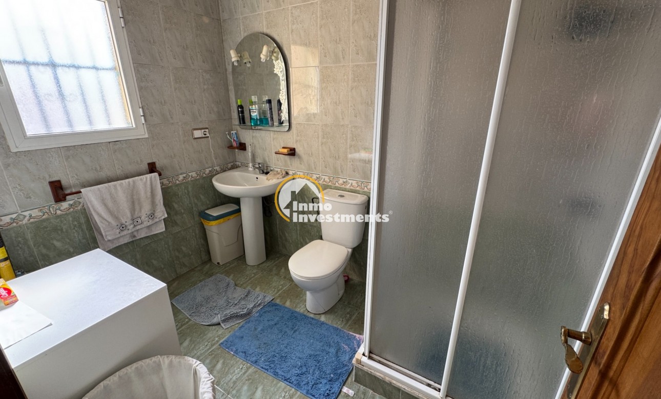 Resale - Semi detached villa - Algorfa - Montebello