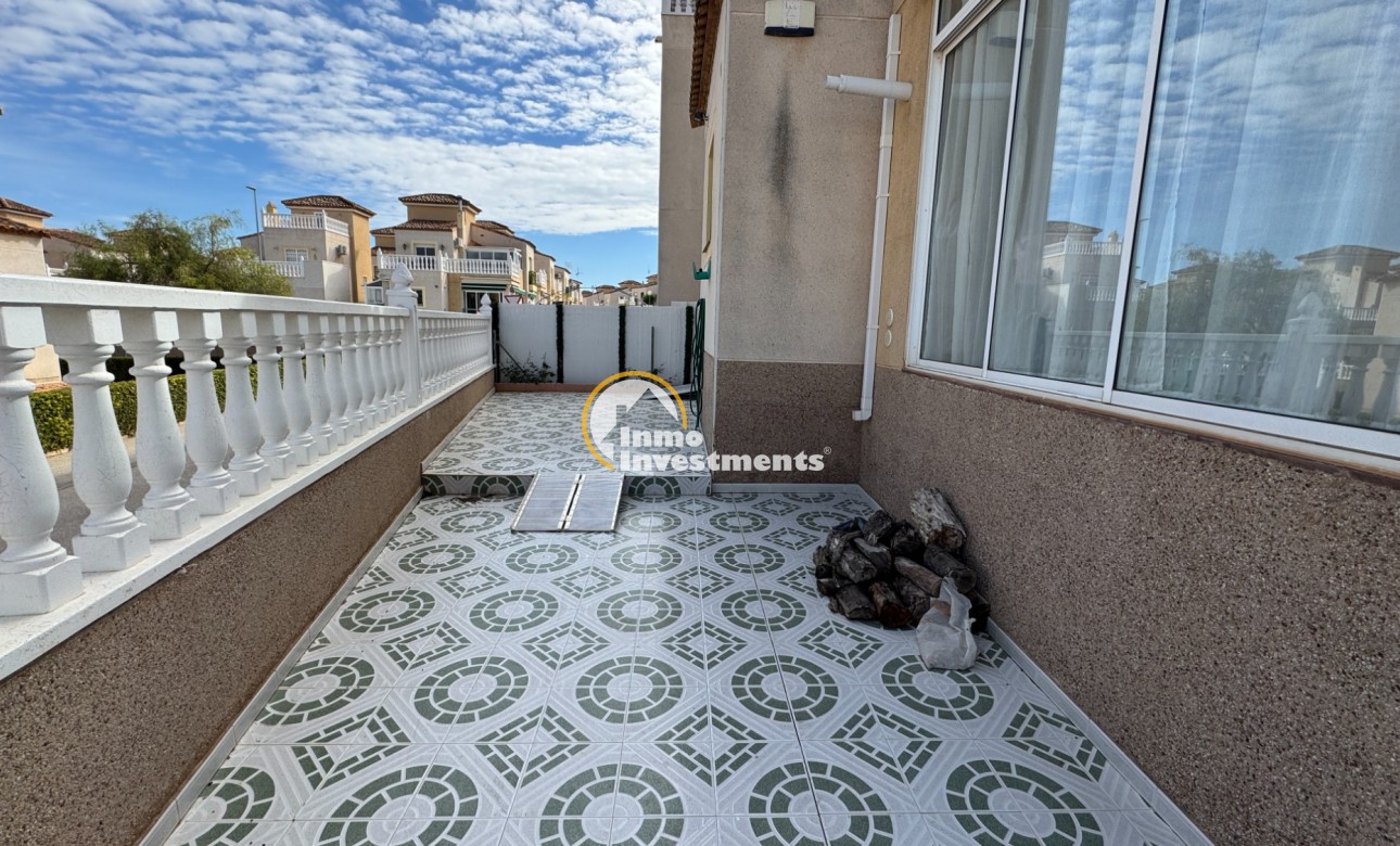 Resale - Semi detached villa - Algorfa - Montebello