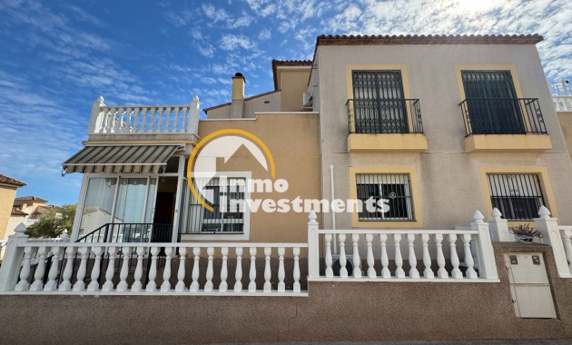 Resale - Semi detached villa - Algorfa - Montebello