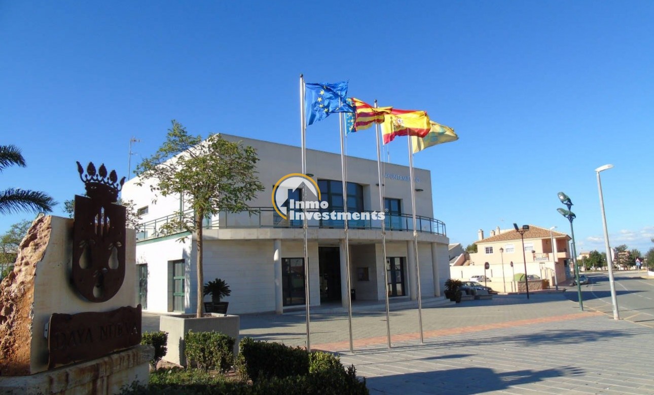 Obra nueva - Chalet independiente - Daya Nueva - Pueblo