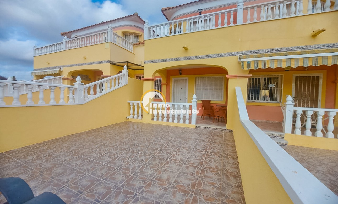 Till salu - Town house - Villamartin - Las Filipinas