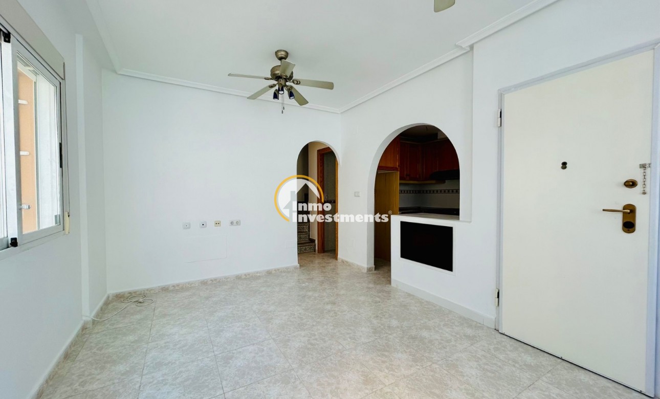 Resale - Villa - Torrevieja - Aguas Nuevas