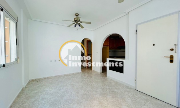 Reventa - Chalet independiente - Torrevieja - Aguas Nuevas