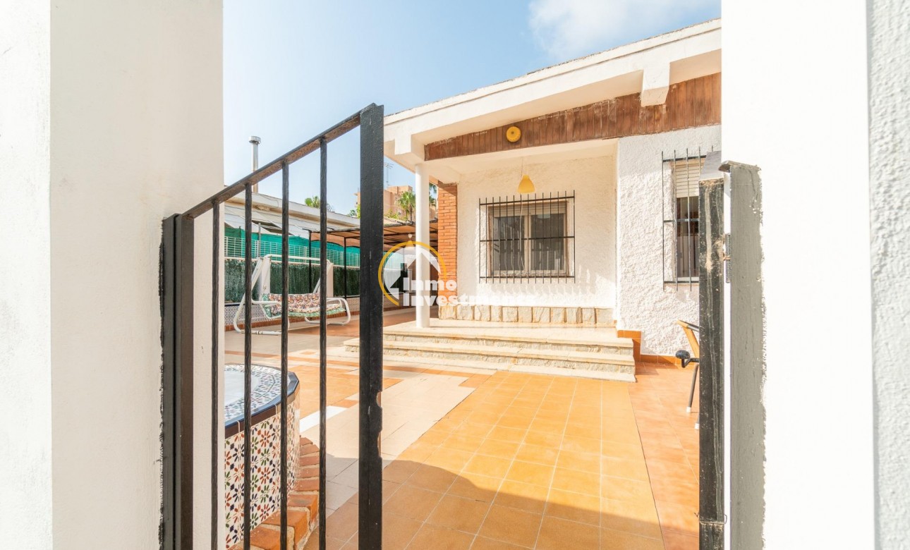 Resale - Villa - Torrevieja - Cliffs