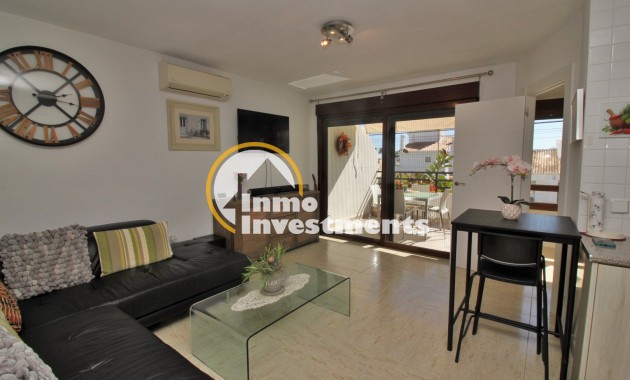 Resale - Apartment - Villamartin