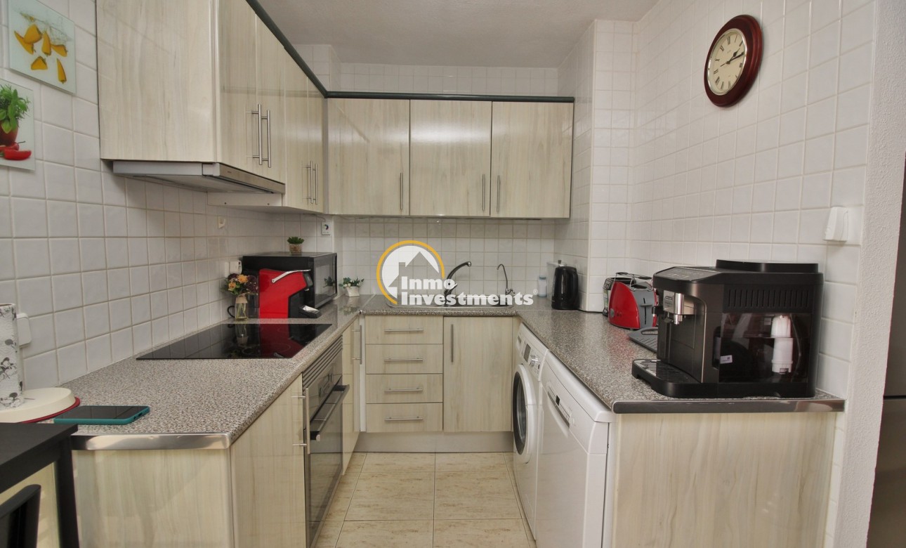 Resale - Apartment - Villamartin