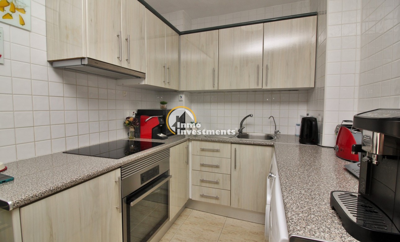 Resale - Apartment - Villamartin