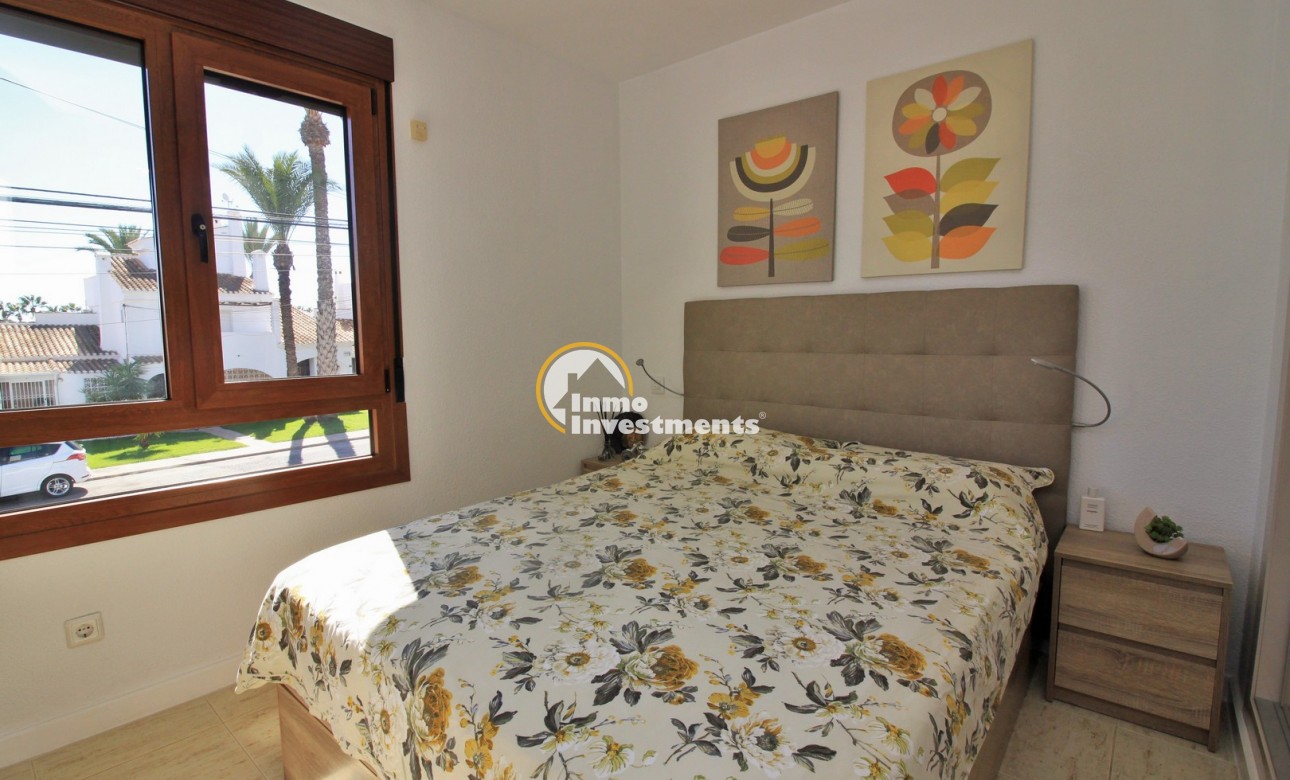 Resale - Apartment - Villamartin