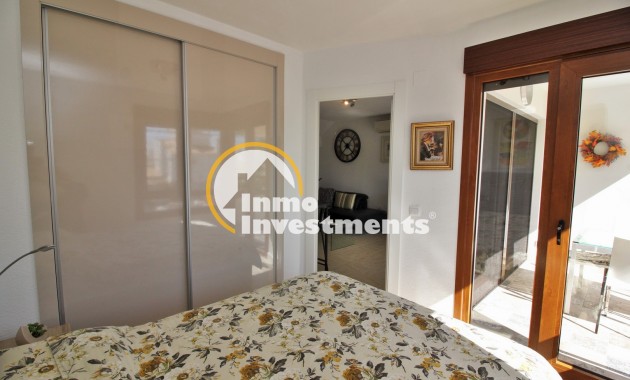 Resale - Apartment - Villamartin