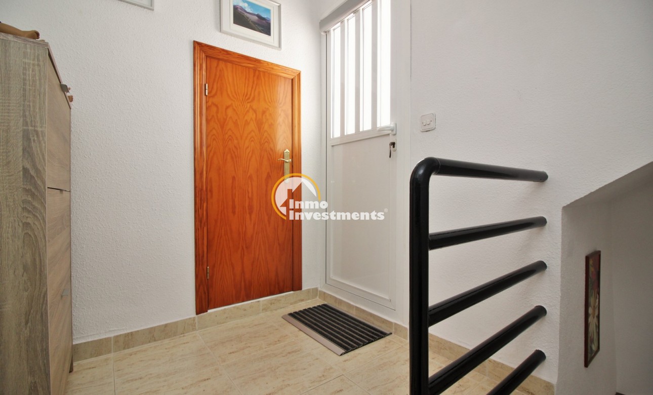 Resale - Apartment - Villamartin