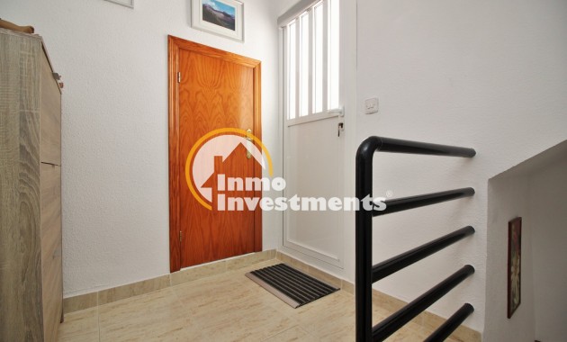 Resale - Apartment - Villamartin