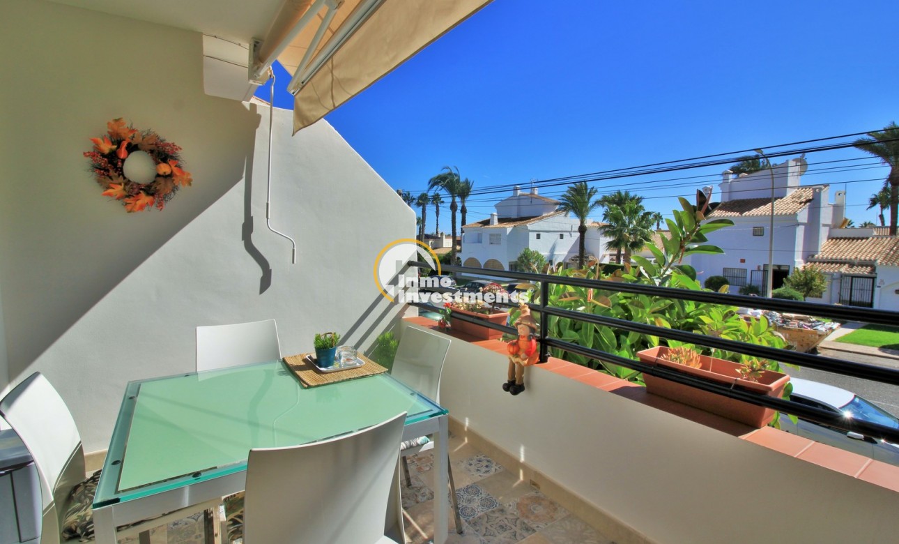 Resale - Apartment - Villamartin