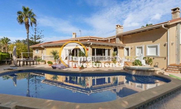 Gebrauchtimmobilien - Villa - Cabo Roig - Strandseite