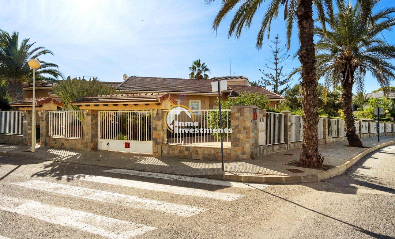 Gebrauchtimmobilien - Villa - Cabo Roig - Strandseite