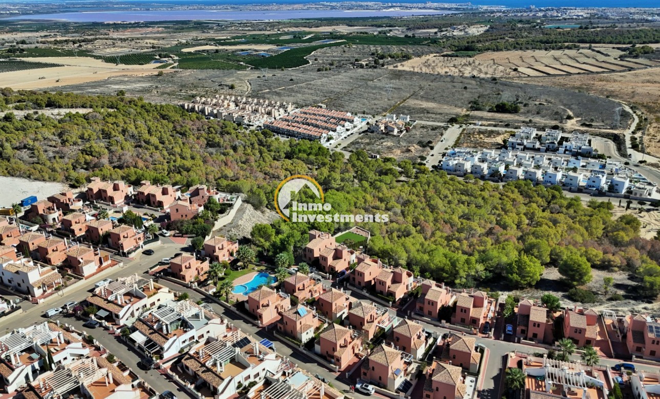 Resale - Villa - San Miguel de Salinas - San Miguel