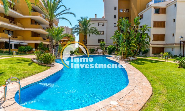 Resale - Apartment - Punta Prima - Beachside