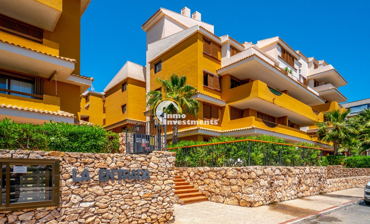 Resale - Apartment - Punta Prima - Beachside