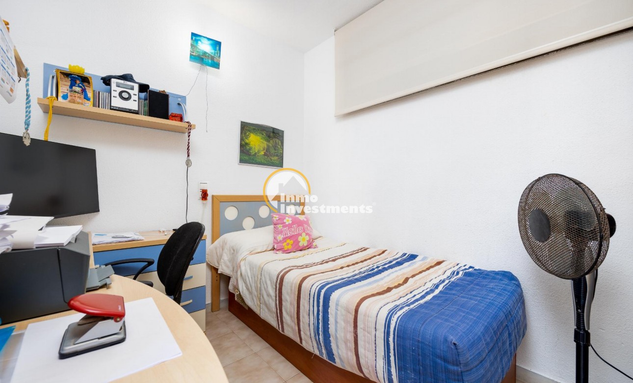 Resale - Apartment - Torrevieja - La Mata