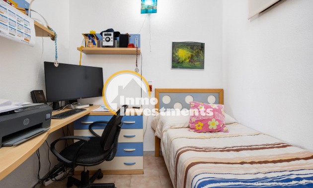 Resale - Apartment - Torrevieja - La Mata