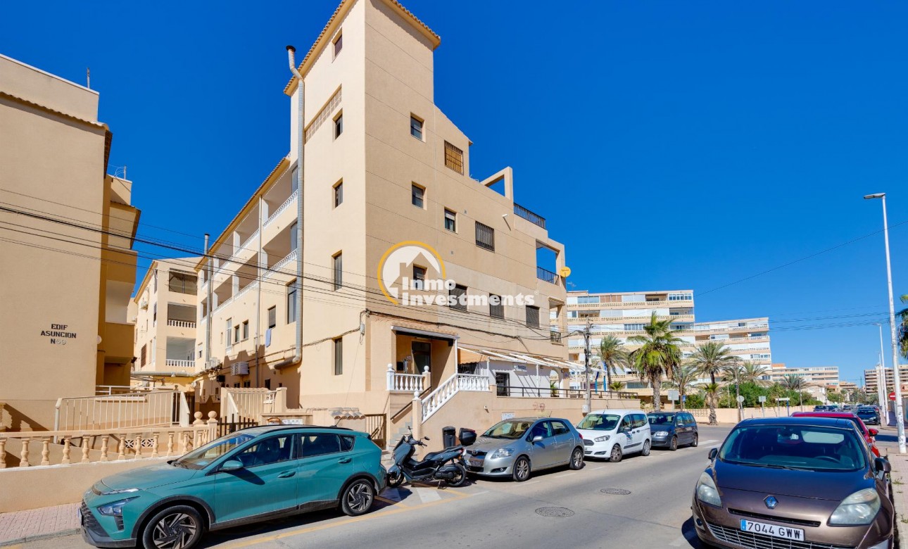 Resale - Apartment - Torrevieja - La Mata