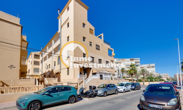 Resale - Apartment - Torrevieja - La Mata