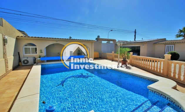 Bestaande bouw - Villa - Torrevieja - La Siesta