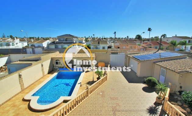 Resale - Villa - Torrevieja - La Siesta