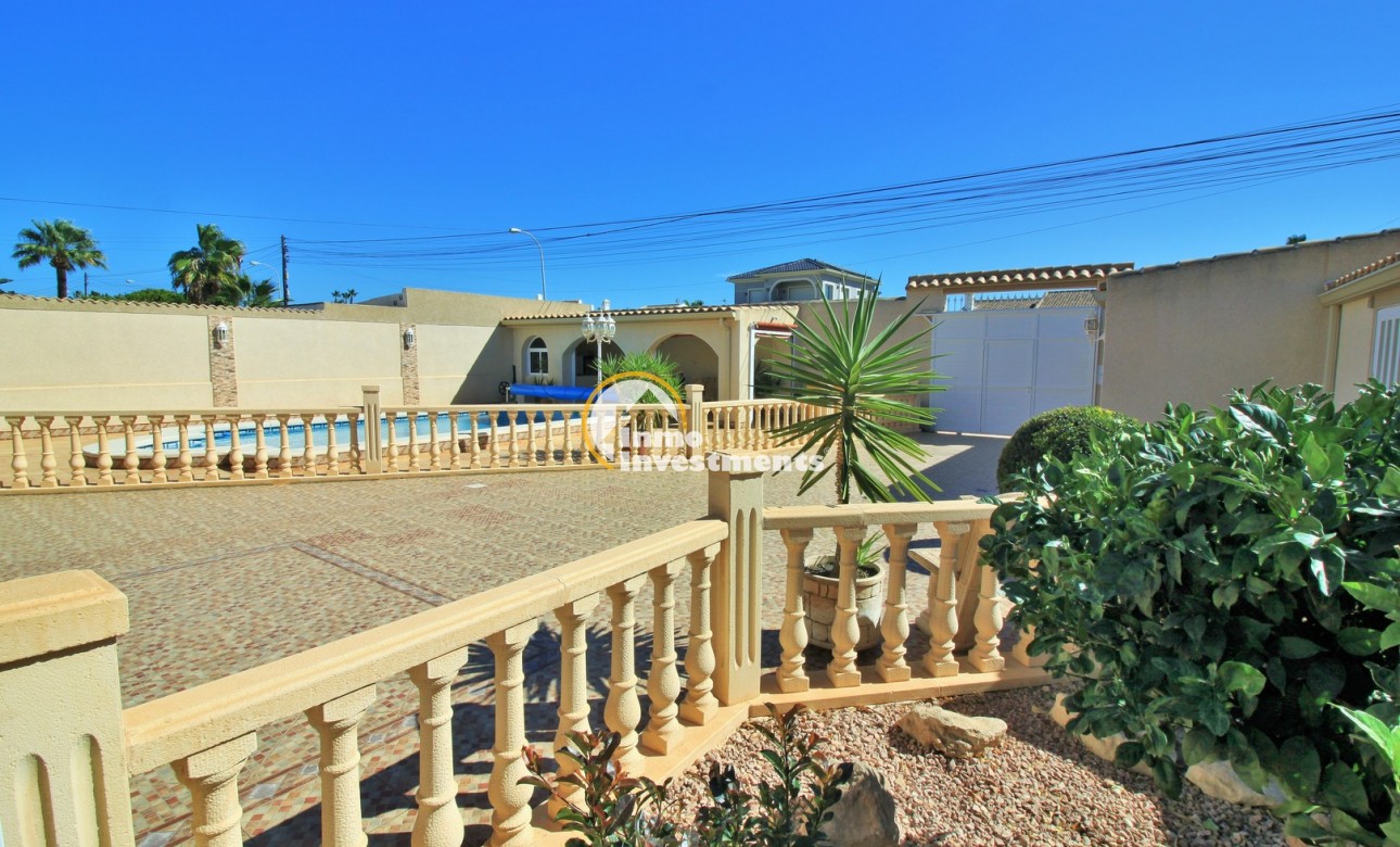 Bestaande bouw - Villa - Torrevieja - La Siesta