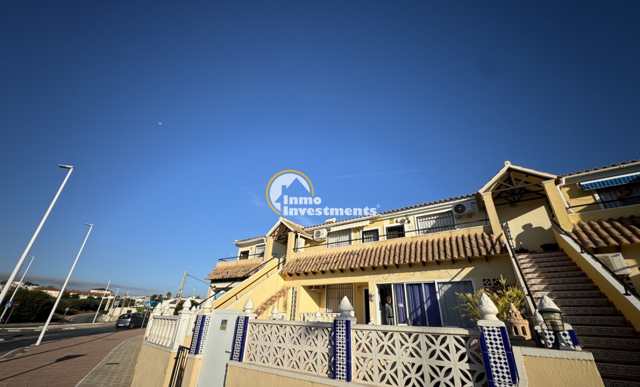 Resale - Apartment - Villamartin - Lomas del Golf