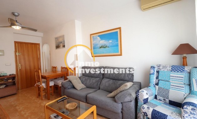 Resale - Apartment - Torrevieja - Acequion