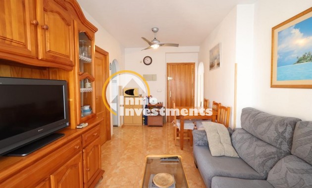 Resale - Apartment - Torrevieja - Acequion