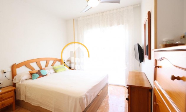 Resale - Apartment - Torrevieja - Acequion