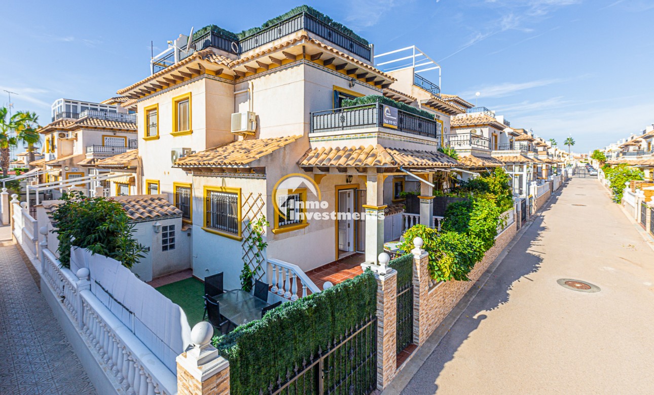 Till salu - Quad House - Playa Flamenca