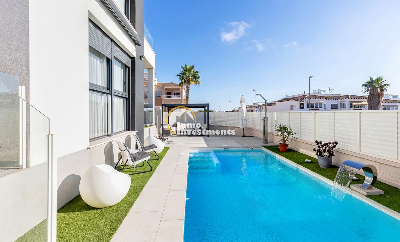 Resale - Villa - Orihuela Costa