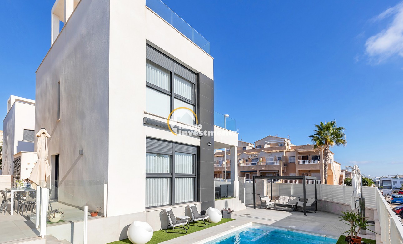 Resale - Villa - Orihuela Costa