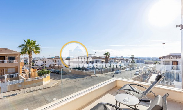 Resale - Villa - Orihuela Costa