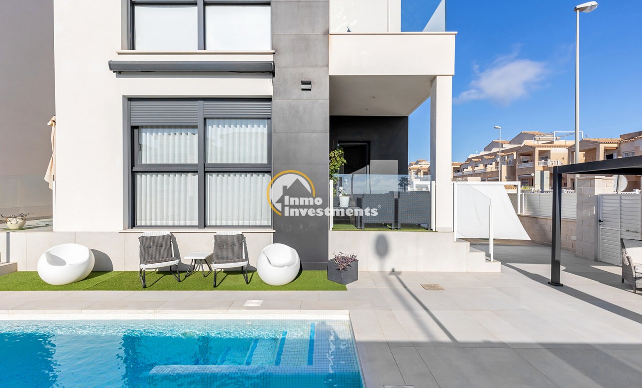 Resale - Villa - Orihuela Costa